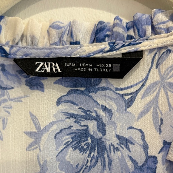 Zara Blue Floral Ruffle Button-Front Blouse - Picture 5 of 6